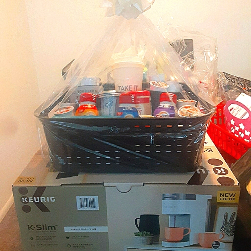 New Keurig Gift Set/Basket